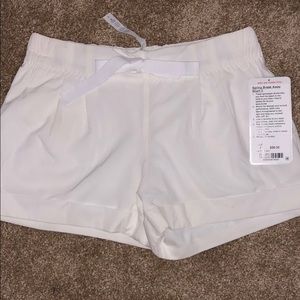 Lululemon Spring Break Away Short II